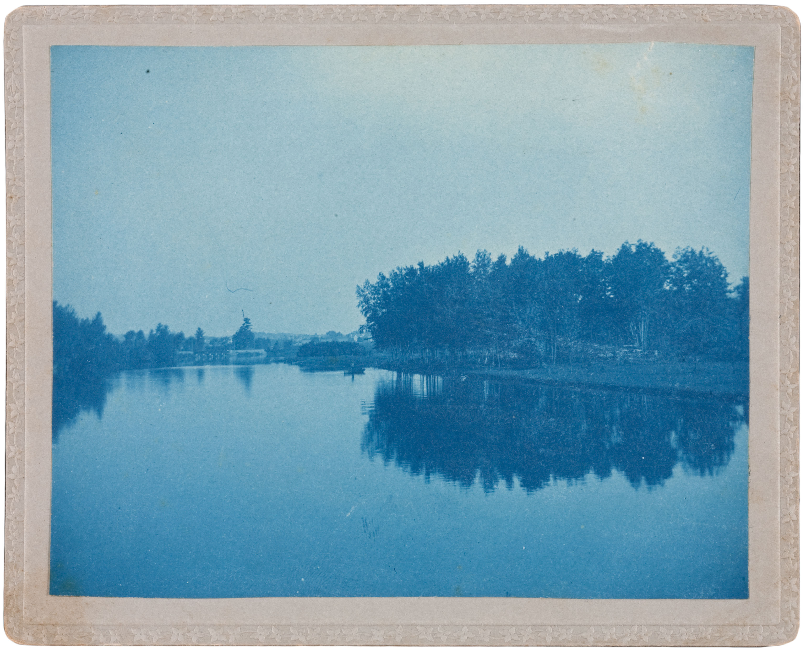 Soft grey was among the recommended mount tones for cyanotype prints.