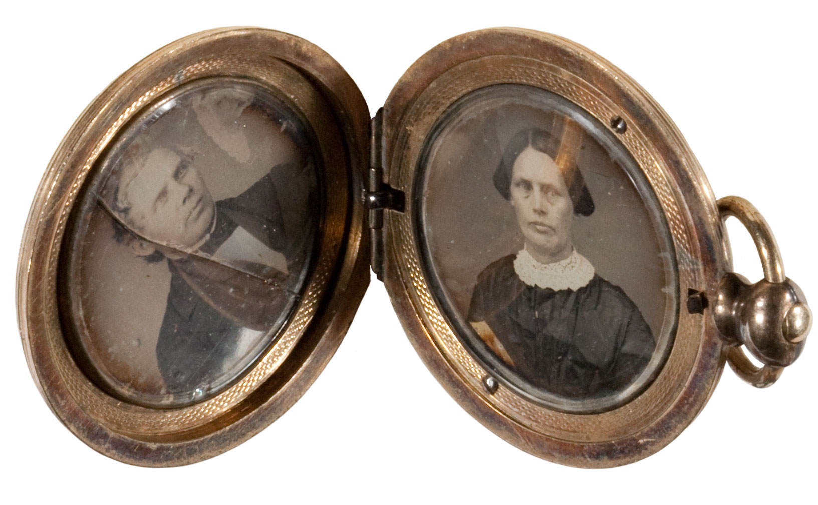 Daguerreotypes were also incorporated into objects like lockets and jewelry. 